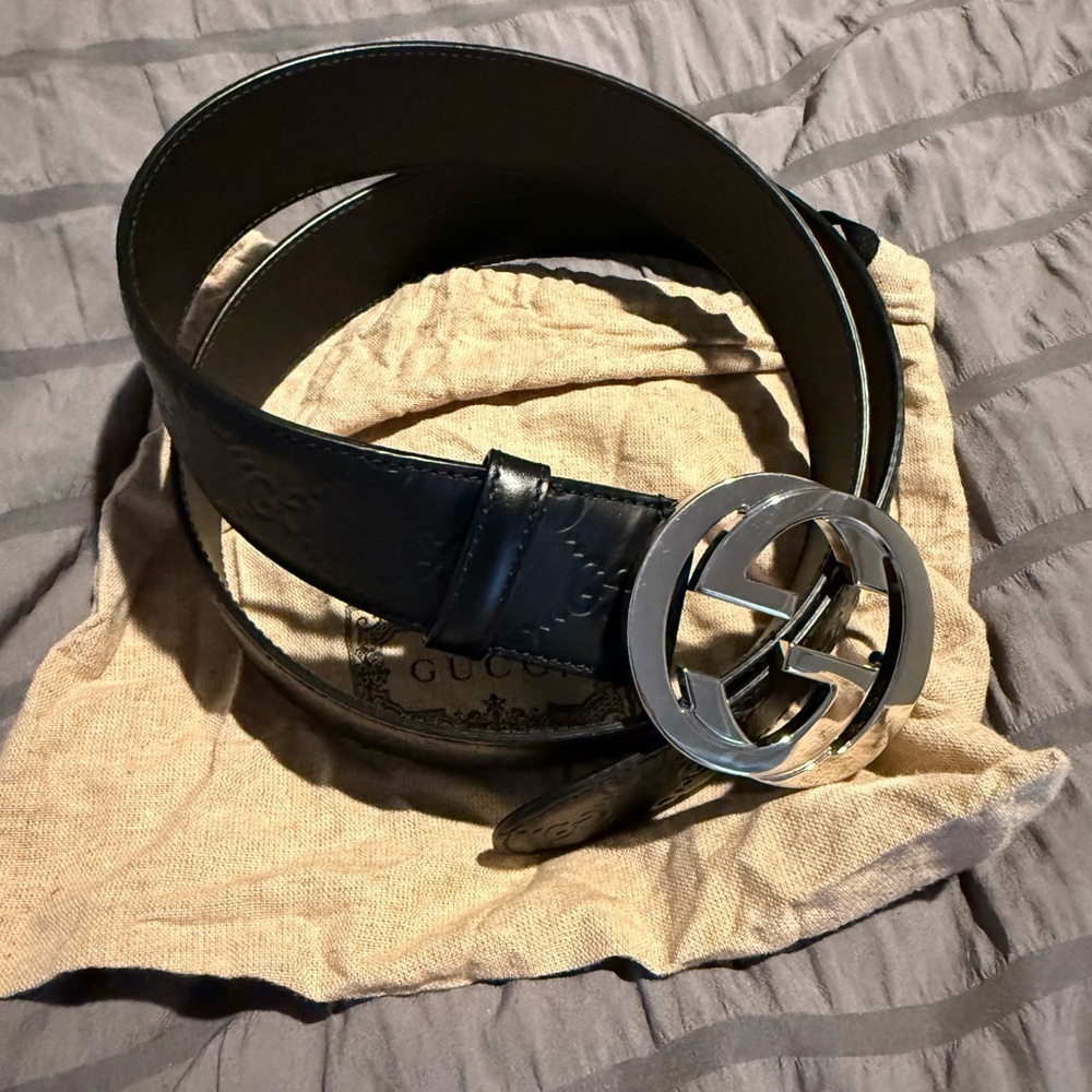 Gucci Black and Silver Leather Belt